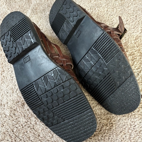 Mens RJ Colt Brown Leather Woven Fisherman Sandals - Picture 4 of 7